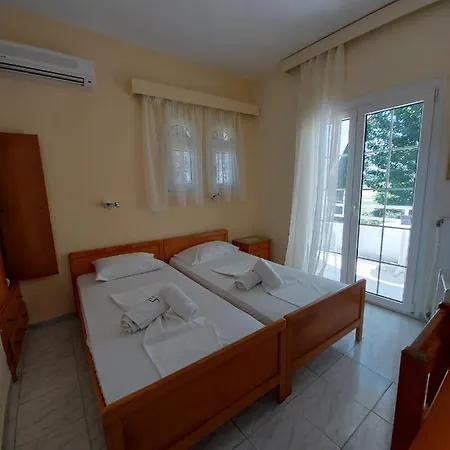 Betahomes- Summer Appart hôtel *