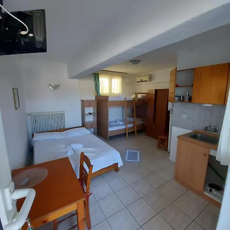 Betahomes- Summer Appart hôtel *
