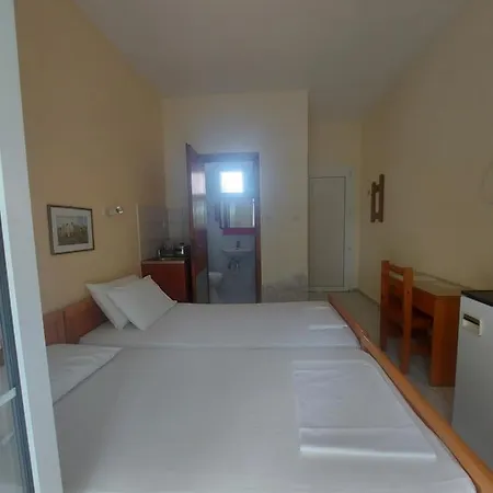 Betahomes- Summer Aparthotel