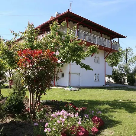 Appart hôtel Betahomes- Summer Fourka